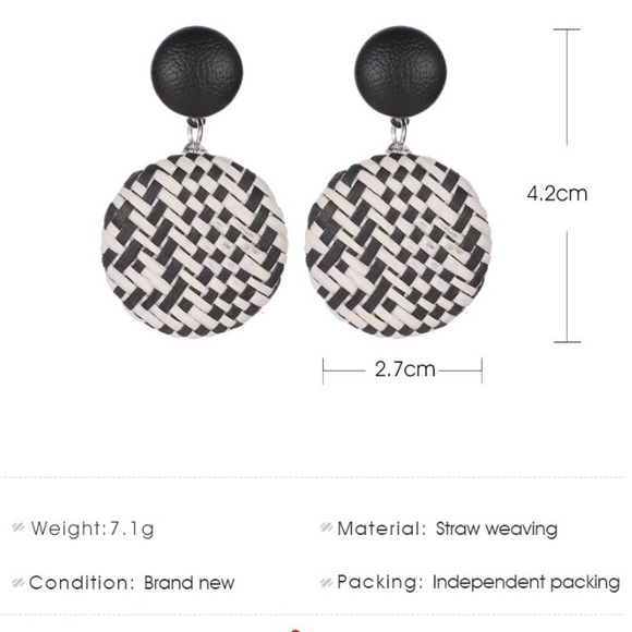 Woven Button Earrings - Picture 8 of 10